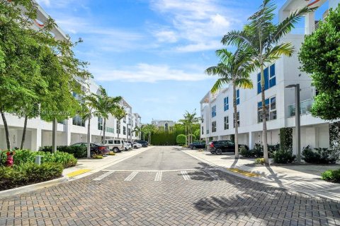 Copropriété à vendre à Miami, Floride: 2 chambres, 152.82 m2 № 2063999 - photo 23