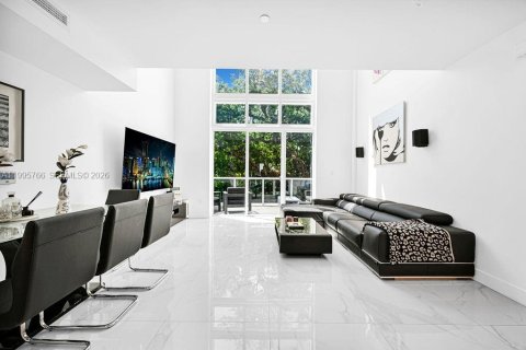 Copropriété à vendre à Miami, Floride: 2 chambres, 152.82 m2 № 2063999 - photo 6