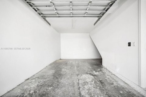 Copropriété à vendre à Miami, Floride: 2 chambres, 152.82 m2 № 2063999 - photo 26
