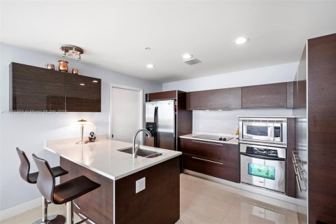 Copropriété à vendre à Miami, Floride: 3 chambres, 138.8 m2 № 1807852 - photo 10