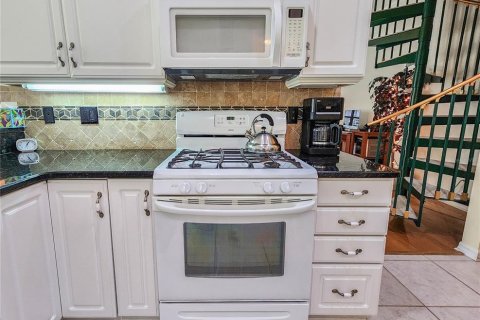 Villa ou maison à vendre à Ormond Beach, Floride: 6 chambres, 358.6 m2 № 2280459 - photo 27