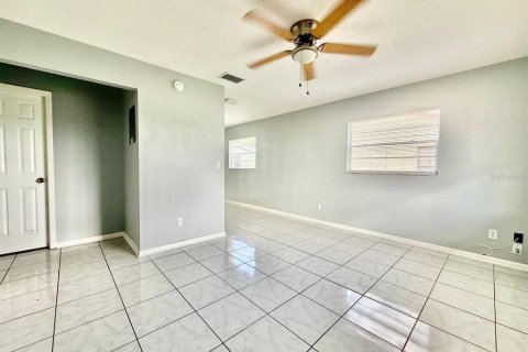 Apartment in Riverview, Florida 2 bedrooms, 60.2 sq.m. № 2229859 - photo 14