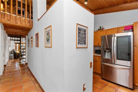 House in Miami, Florida 3 bedrooms, 113.53 sq.m. № 2010710 - photo 22