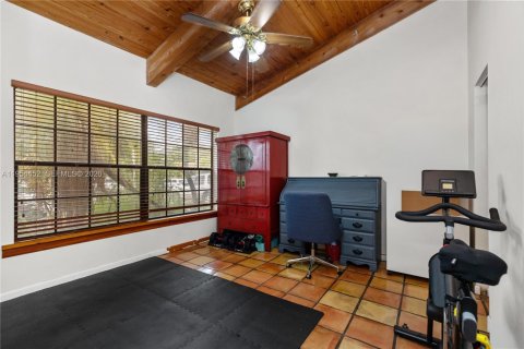 House in Miami, Florida 3 bedrooms, 113.53 sq.m. № 2010710 - photo 8