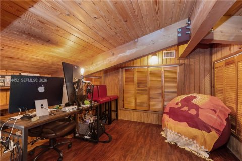 House in Miami, Florida 3 bedrooms, 113.53 sq.m. № 2010710 - photo 23