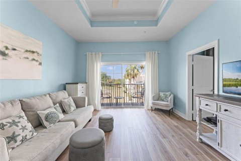 Condo in Four Corners, Florida, 1 bedroom  № 1620132 - photo 2