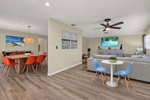 Casa en venta en Seminole, Florida, 3 dormitorios, 142.7 m2 № 2383633 - foto 11