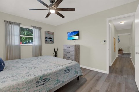 Casa en venta en Seminole, Florida, 3 dormitorios, 142.7 m2 № 2383633 - foto 25