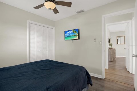 Casa en venta en Seminole, Florida, 3 dormitorios, 142.7 m2 № 2383633 - foto 28
