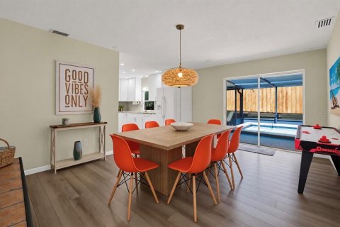 Casa en venta en Seminole, Florida, 3 dormitorios, 142.7 m2 № 2383633 - foto 14