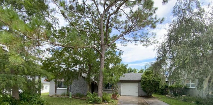 Casa en Hudson, Florida 2 dormitorios, 111.48 m2 № 1900927