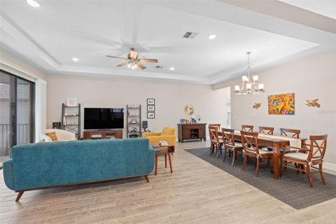 Casa en venta en Clermont, Florida, 2 dormitorios, 165.18 m2 № 1880619 - foto 11