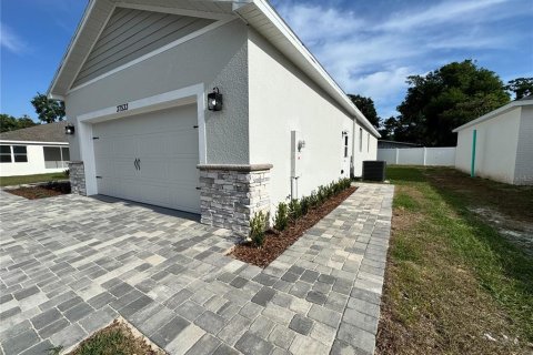 House in Dade City, Florida 4 bedrooms, 228.82 sq.m. № 1656938 - photo 17