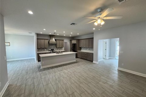 House in Dade City, Florida 4 bedrooms, 228.82 sq.m. № 1656938 - photo 27