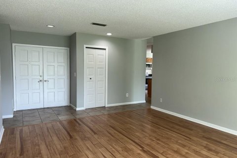 Casa en alquiler en Tampa, Florida, 3 dormitorios, 148.64 m2 № 1855426 - foto 2