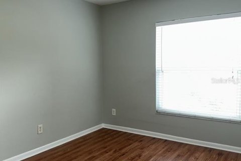 Casa en alquiler en Tampa, Florida, 3 dormitorios, 148.64 m2 № 1855426 - foto 12