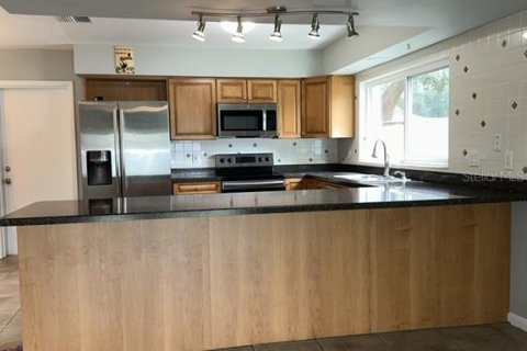 Casa en alquiler en Tampa, Florida, 3 dormitorios, 148.64 m2 № 1855426 - foto 8