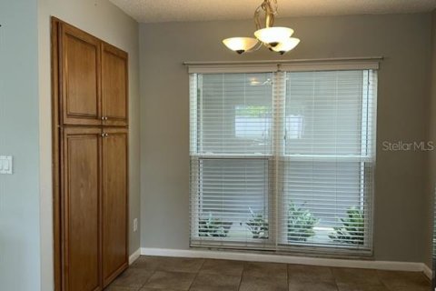 Casa en alquiler en Tampa, Florida, 3 dormitorios, 148.64 m2 № 1855426 - foto 5