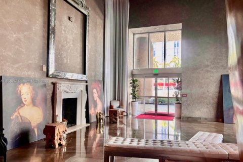 Condo in Miami, Florida, 1 bedroom № 1882018 - photo 29
