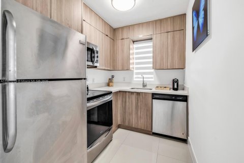 Immobilier commercial à vendre à Miami Beach, Floride: 282.42 m2 № 1952229 - photo 23
