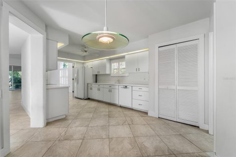 Villa ou maison à vendre à Osprey, Floride: 2 chambres, 263.56 m2 № 1392855 - photo 11