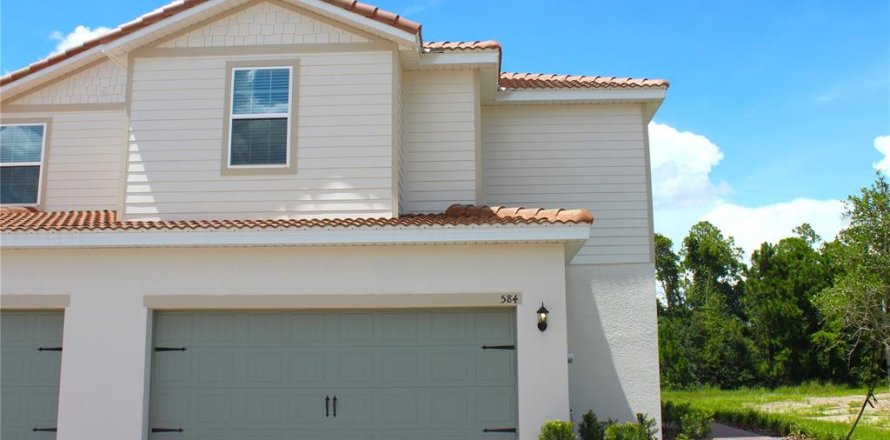 Touwnhouse à Poinciana, Floride 3 chambres, 166.76 m2 № 1876529