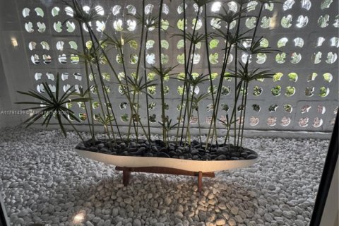 Condominio en venta en North Miami, Florida, 2 dormitorios № 1867196 - foto 13