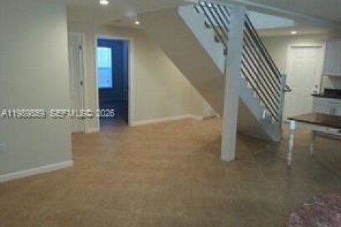 Villa ou maison à vendre à Fort Lauderdale, Floride: 5 chambres, 147.34 m2 № 2051926 - photo 5