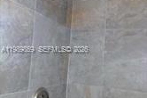 Villa ou maison à vendre à Fort Lauderdale, Floride: 5 chambres, 147.34 m2 № 2051926 - photo 14