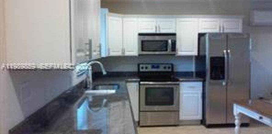 Villa ou maison à Fort Lauderdale, Floride 5 chambres, 147.34 m2 № 2051926