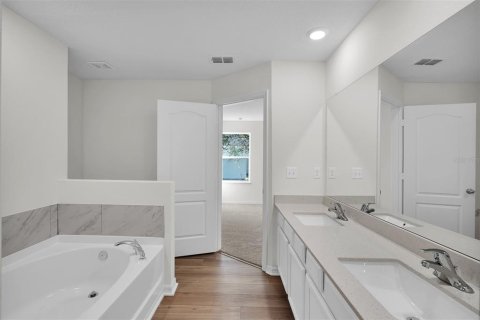 Casa en venta en Ocala, Florida, 4 dormitorios, 171.59 m2 № 1256726 - foto 11