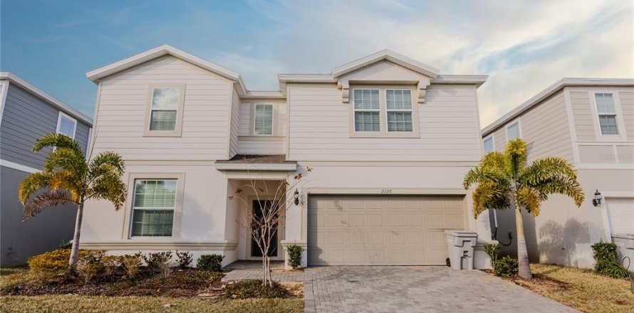 Villa ou maison à Davenport, Floride 10 chambres, 408.68 m2 № 2125624