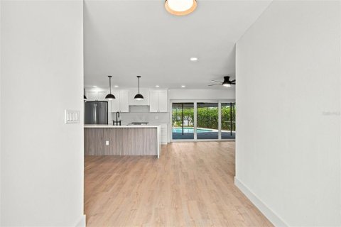Villa ou maison à vendre à Clearwater, Floride: 4 chambres, 199 m2 № 2395725 - photo 8