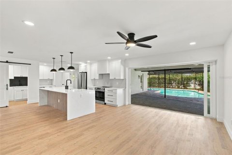 Villa ou maison à vendre à Clearwater, Floride: 4 chambres, 199 m2 № 2395725 - photo 14