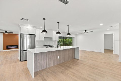Villa ou maison à vendre à Clearwater, Floride: 4 chambres, 199 m2 № 2395725 - photo 17
