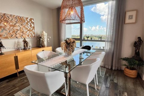 Condominio en venta en Sunrise, Florida, 3 dormitorios, 143.63 m2 № 1794113 - foto 8