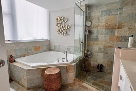 Condominio en venta en Sunrise, Florida, 3 dormitorios, 143.63 m2 № 1794113 - foto 20