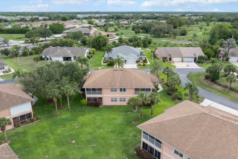 Купить таунхаус в Лихай-Эйкерс, Флорида 3 спальни, № 1977272 - фото 29