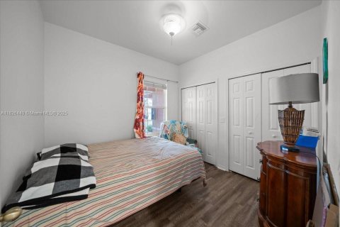 Купить таунхаус в Лихай-Эйкерс, Флорида 3 спальни, № 1977272 - фото 16