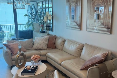 Condominio en alquiler en Miami Beach, Florida, 1 dormitorio, 110.55 m2 № 1865471 - foto 12