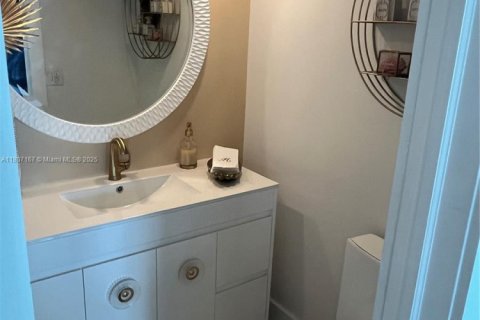 Condominio en alquiler en Miami Beach, Florida, 1 dormitorio, 110.55 m2 № 1865471 - foto 18