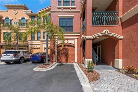 Condominio en venta en Clearwater, Florida, 2 dormitorios, 121.61 m2 № 1597264 - foto 1