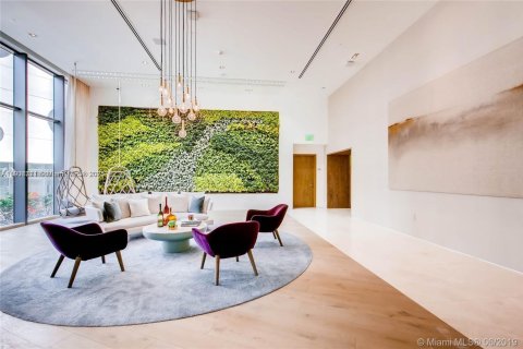 Condo in Miami, Florida, 2 bedrooms  № 1953227 - photo 21