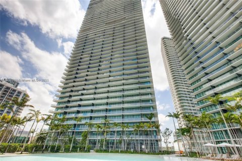 Condo in Miami, Florida, 2 bedrooms  № 1953227 - photo 29