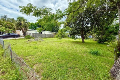 Land in New Port Richey, Florida № 1804990 - photo 1