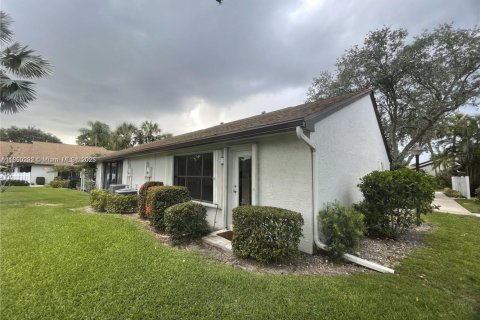 House in Coconut Creek, Florida 2 bedrooms, 137.87 sq.m. № 1857214 - photo 28