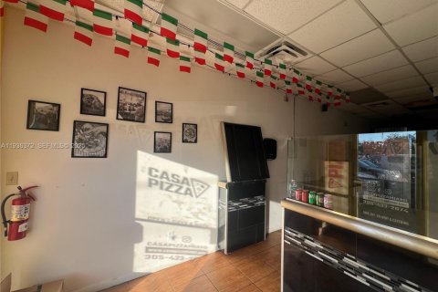 Immobilier commercial à vendre à North Miami Beach, Floride № 1994496 - photo 3