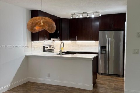 Condo à West Palm Beach, Floride, 2 chambres № 2005995