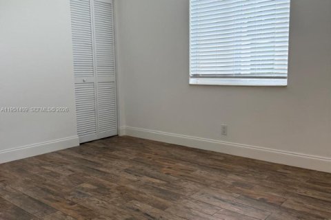 Condominio en venta en West Palm Beach, Florida, 2 dormitorios, 103.59 m2 № 2005995 - foto 8