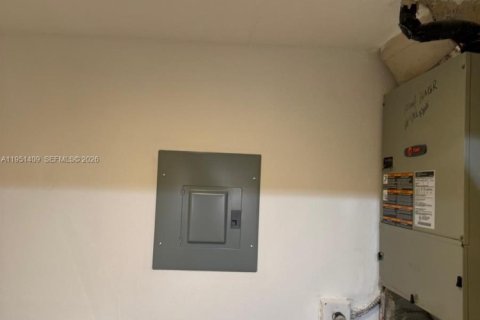 Condominio en venta en West Palm Beach, Florida, 2 dormitorios, 103.59 m2 № 2005995 - foto 17